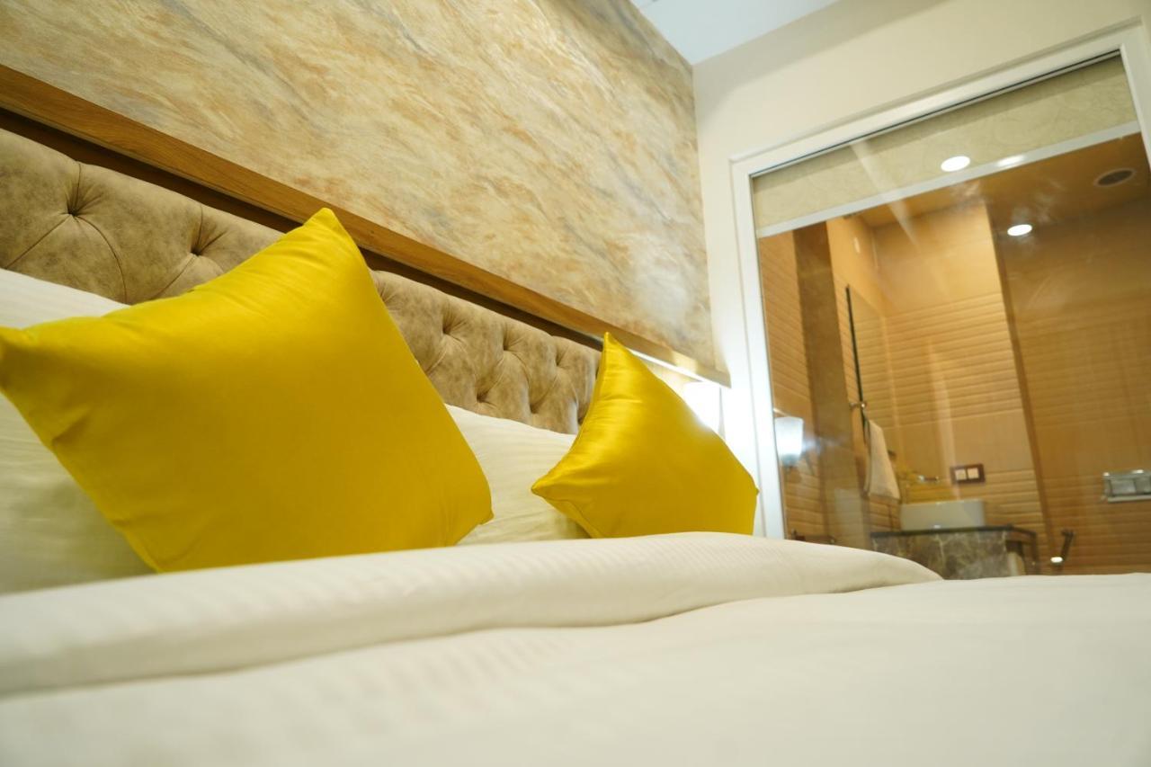 Hotel Shanti Sagar Kharar Exterior photo